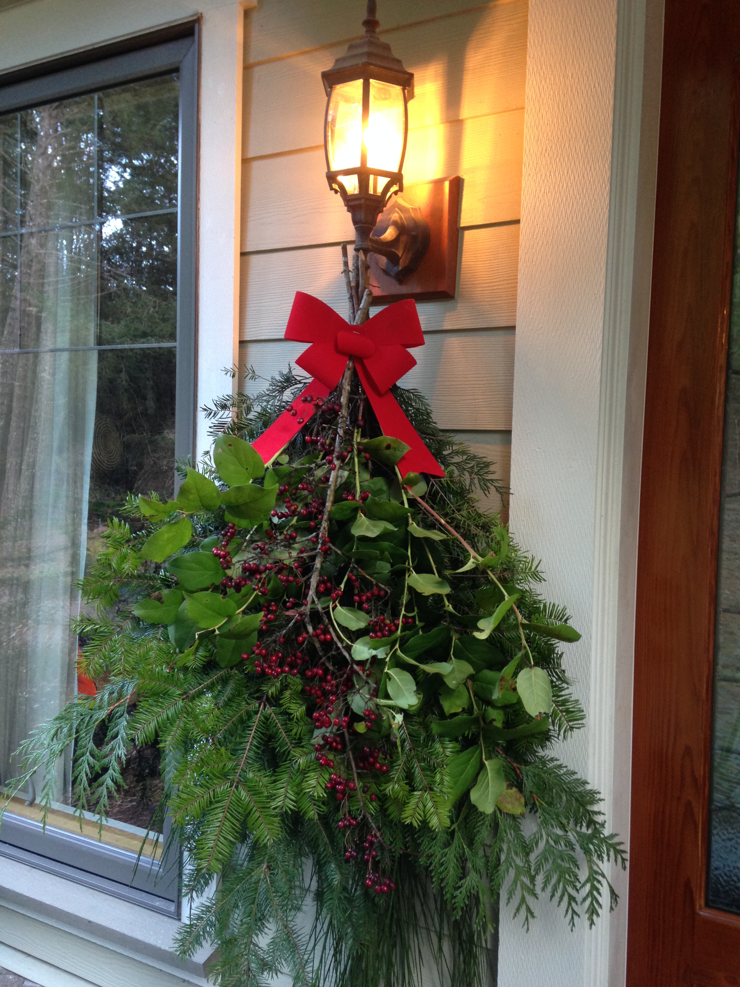 Merry Christmas, wreaths, garlands, swags Official website of Sylvie