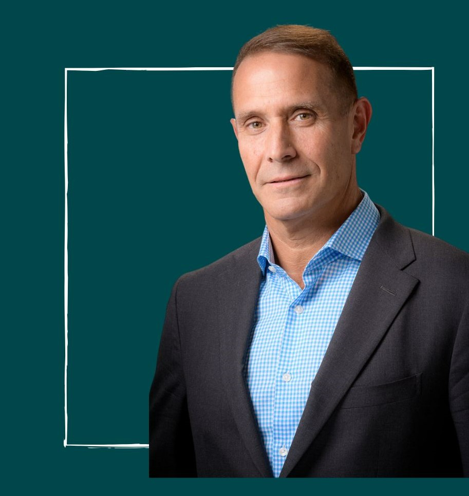 Talks at the Square Uri Yaron Symbion