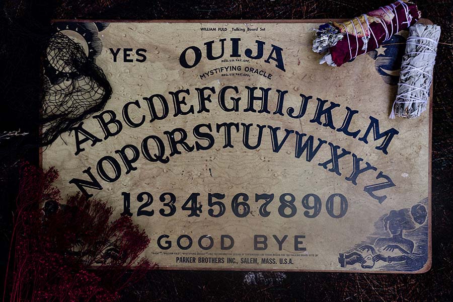 How To Dispose Of A Ouija Board? Symboli Mag