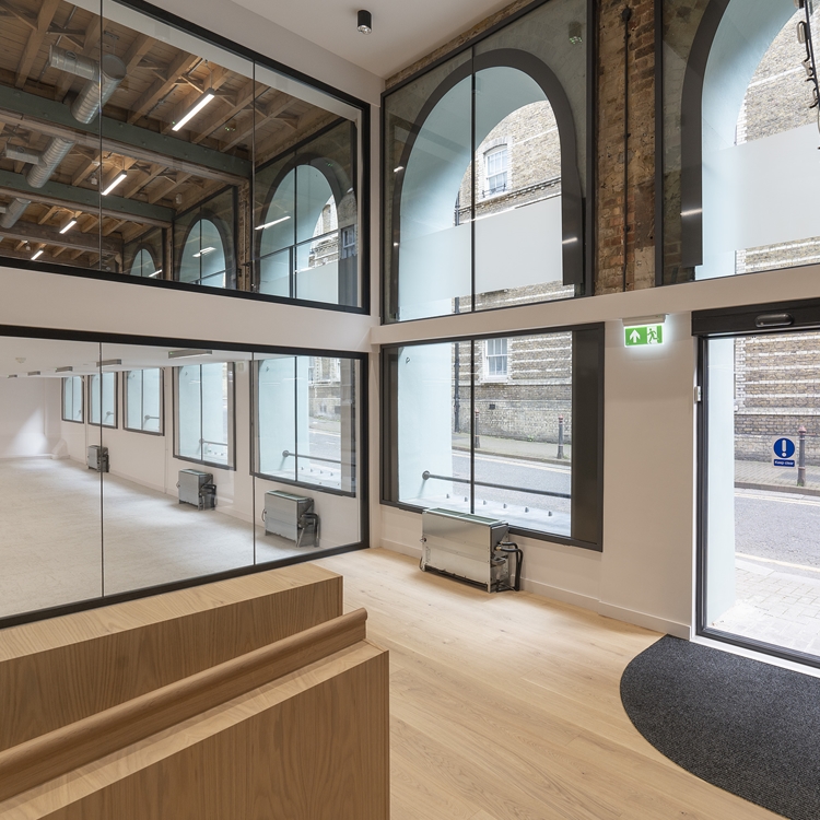 2 Pear Tree Court Symmetrys