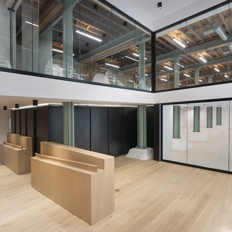 2 Pear Tree Court Symmetrys