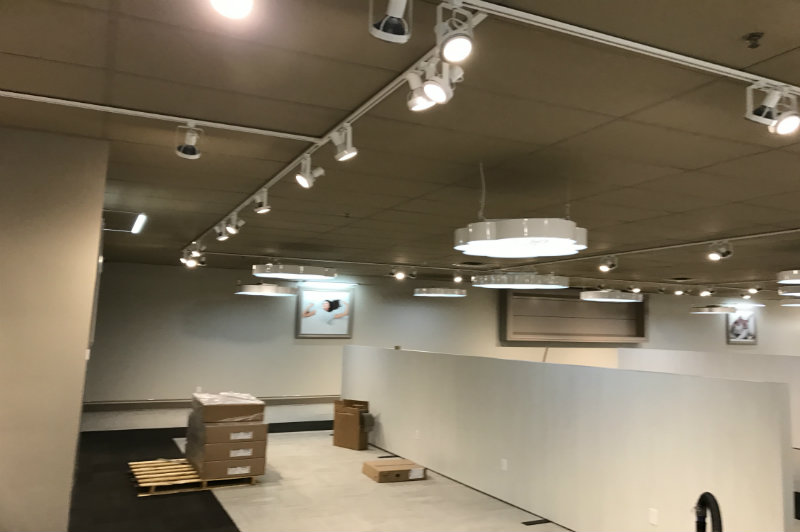 Sleep Country Edmonton Syncad Construction Corp