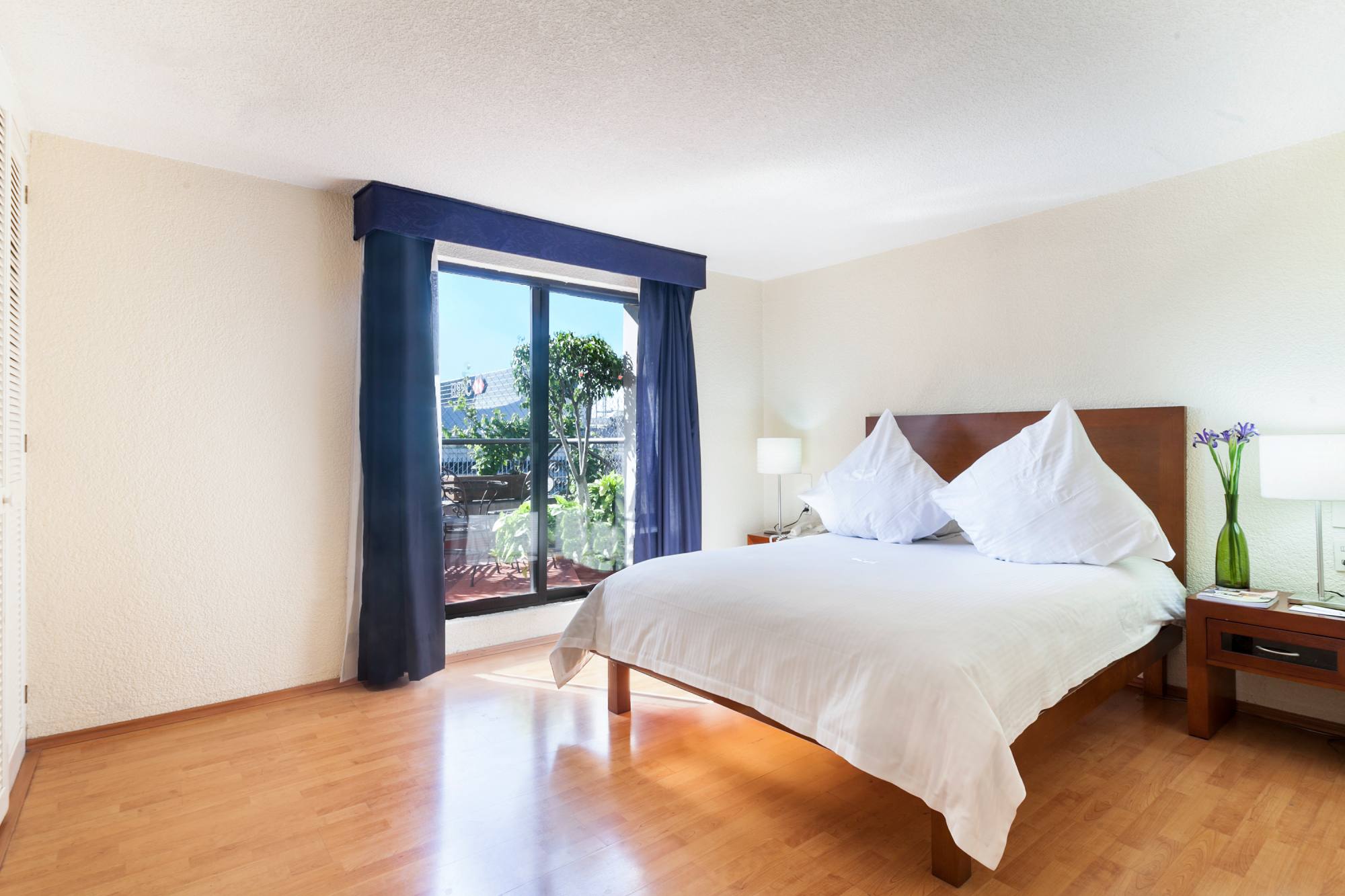 Reserve Hotel Exe Suites San Marino in Mexico City, CDMX