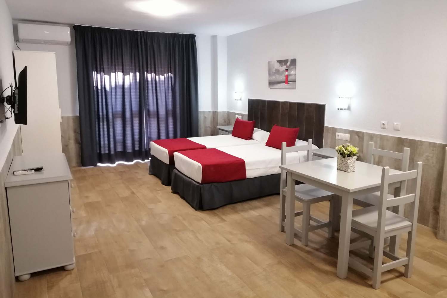 Galería de los Apartamentos Puerta del Sur en Sevilla  Oficial