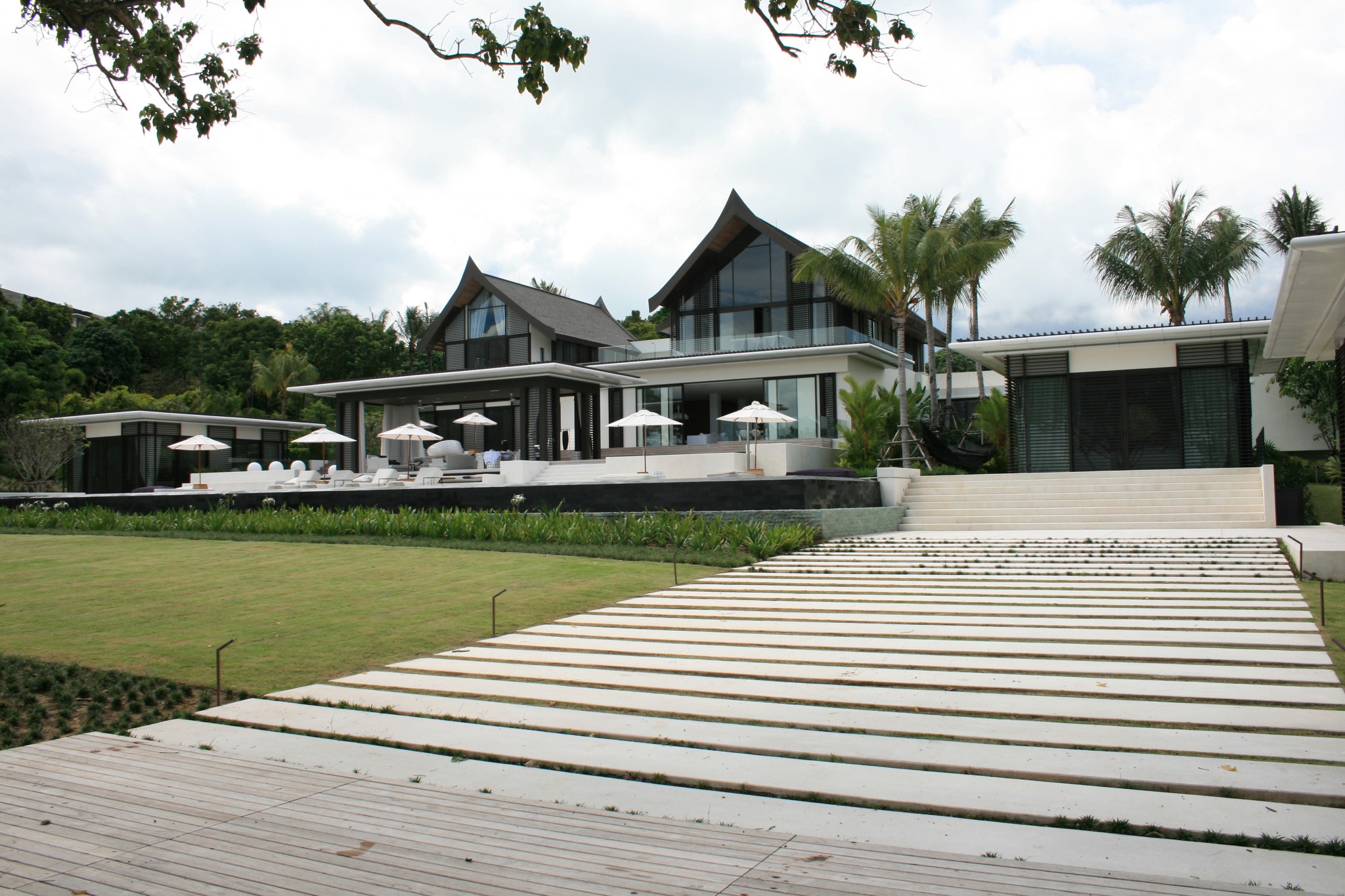 VILLA CAPE YAMU, PHUKET EXTERIOR SYNTAX LIGHTING
