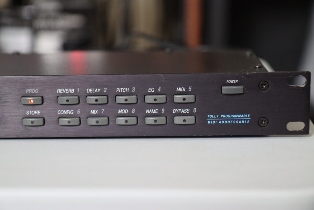 Alesis QuadraVerb SynthMania