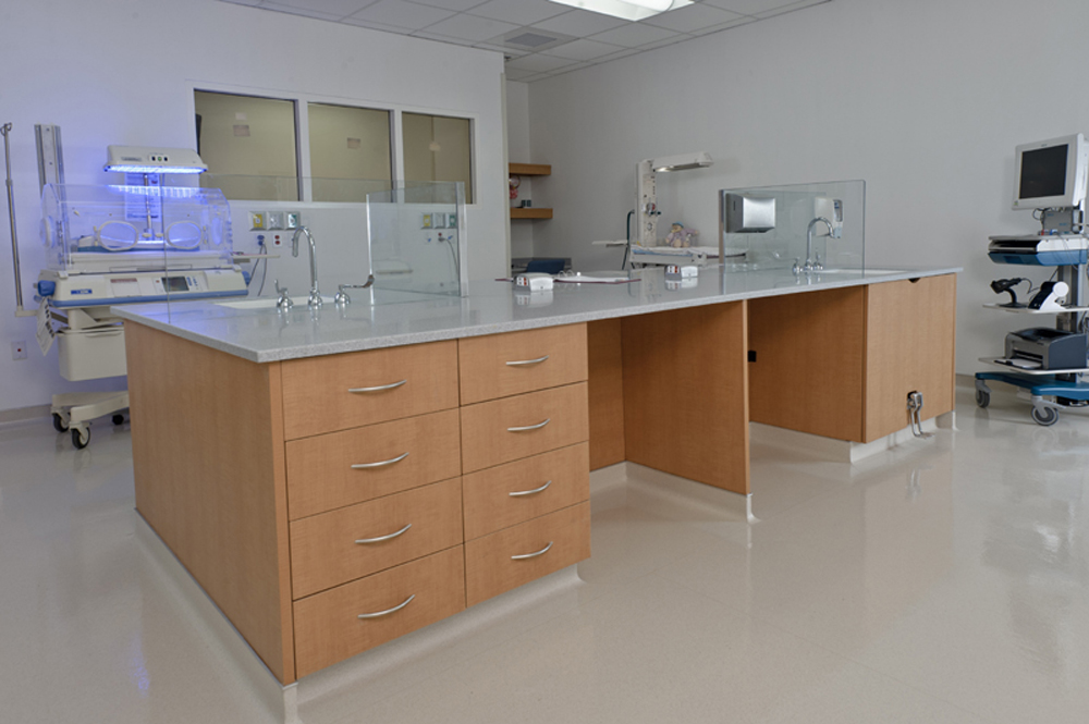SYSTEMCENTER Hospital laboratory furniture and