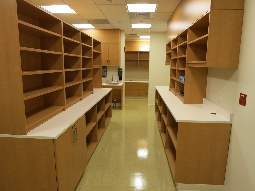 SYSTEMCENTER Pharmacy furniture and shelving