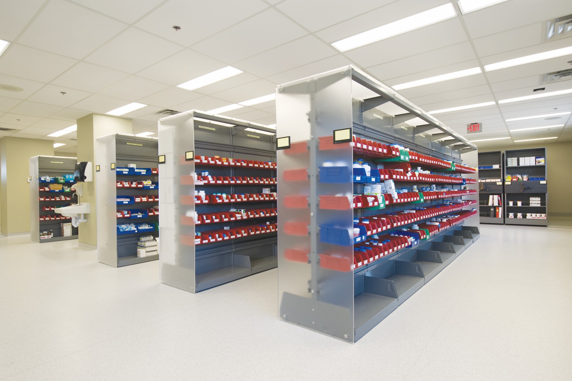 SYSTEMCENTER Pharmacy furniture and shelving