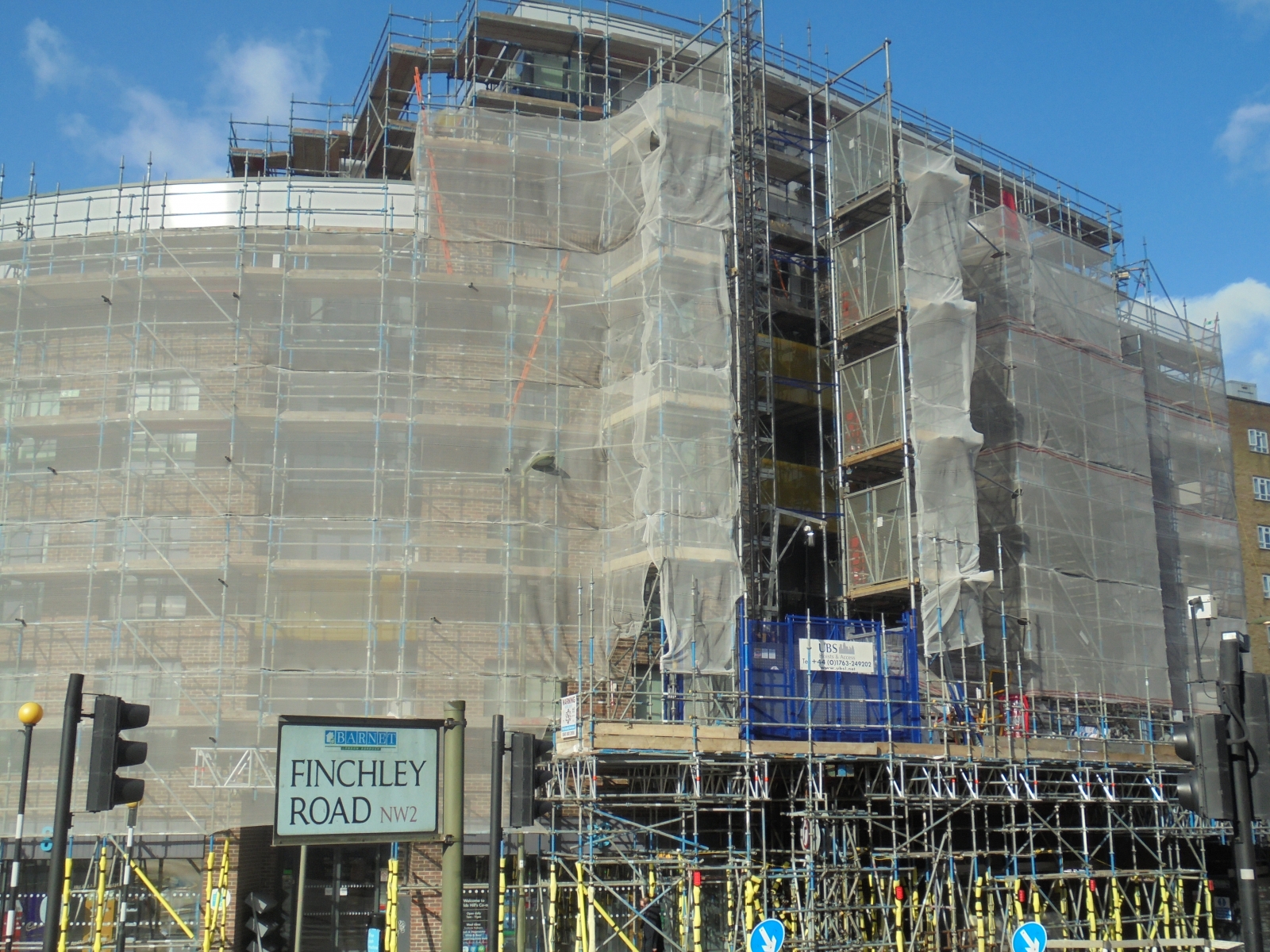 Gallery scaffold contracts