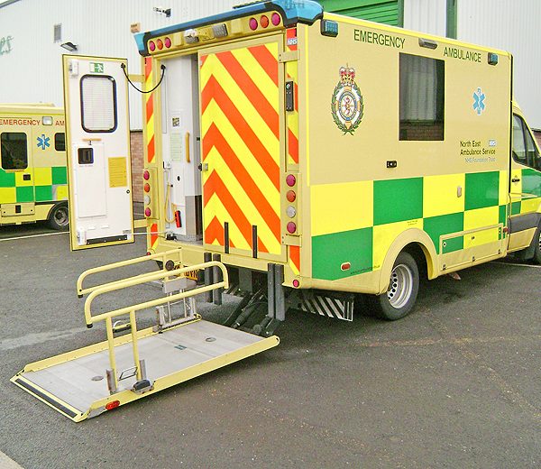 Ambulance lifts 500 1000 kg ΣΥΣΤΗΜΑΤΑ Α.Ε.