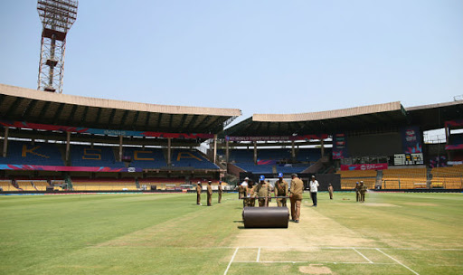 Chinnaswamy Stadium Pitch Report, Records, Schedule, Tickets IPL 2021