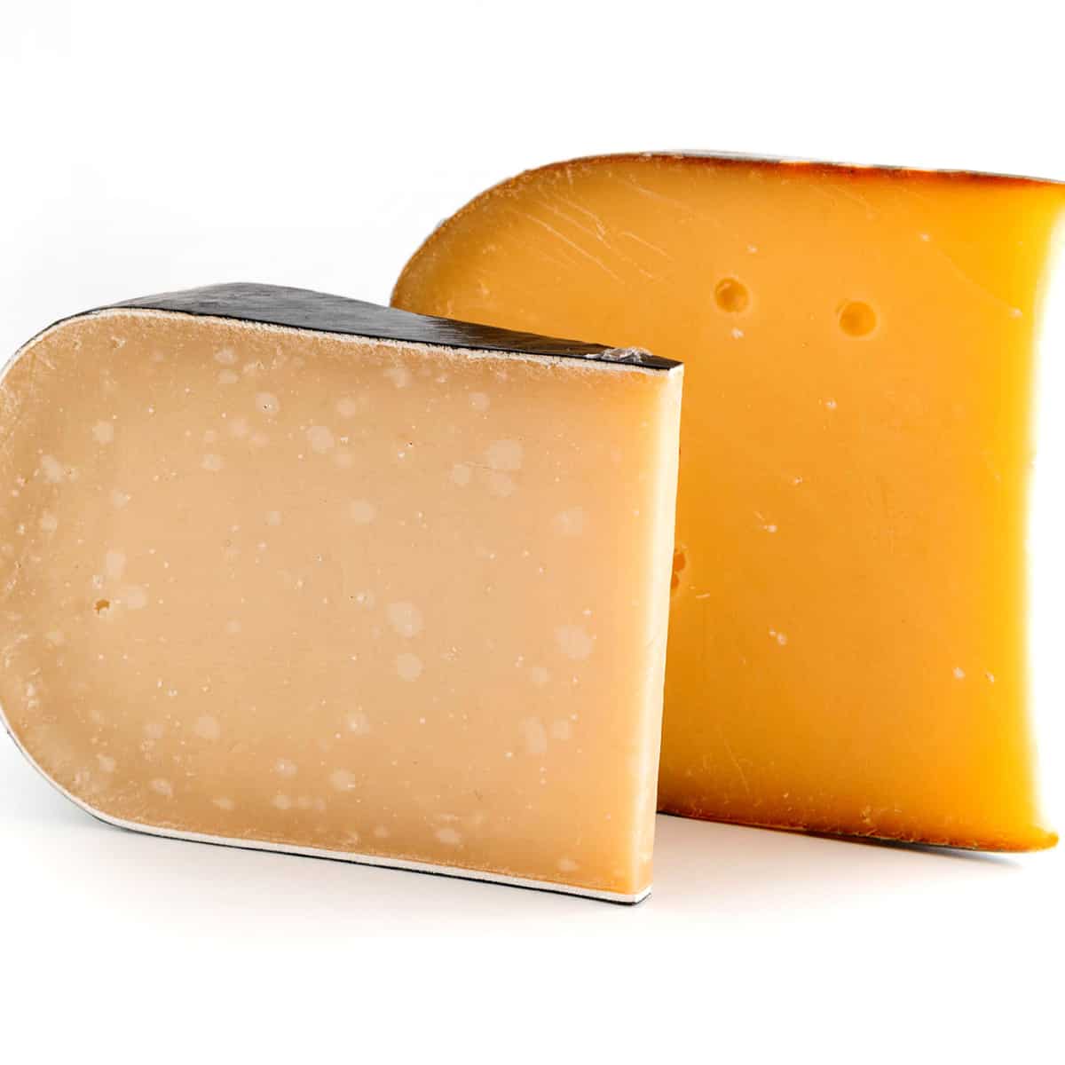 Telling the Difference Between Gouda vs Cheddar Cheese
