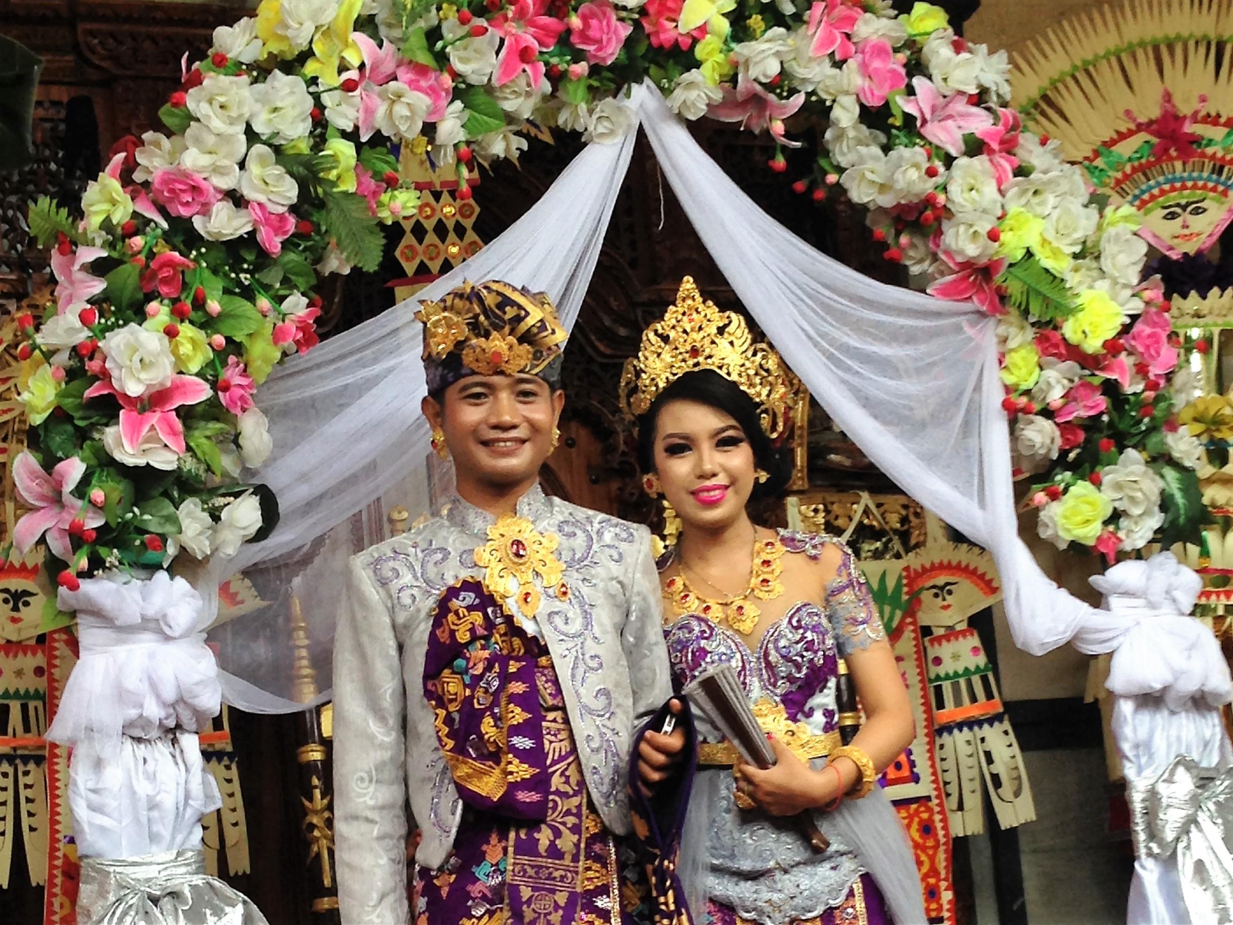 国が変わればスタイルも違う バリ島の結婚式に潜入 たびこふれ