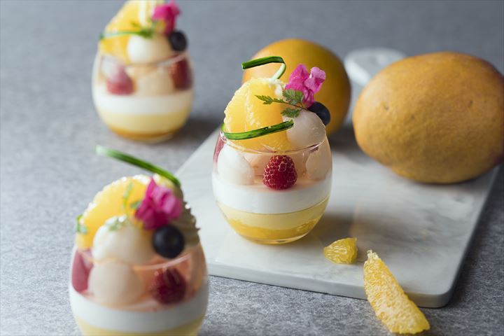 8月限定！トロピカルフルーツを使った色鮮やかなスイーツたち