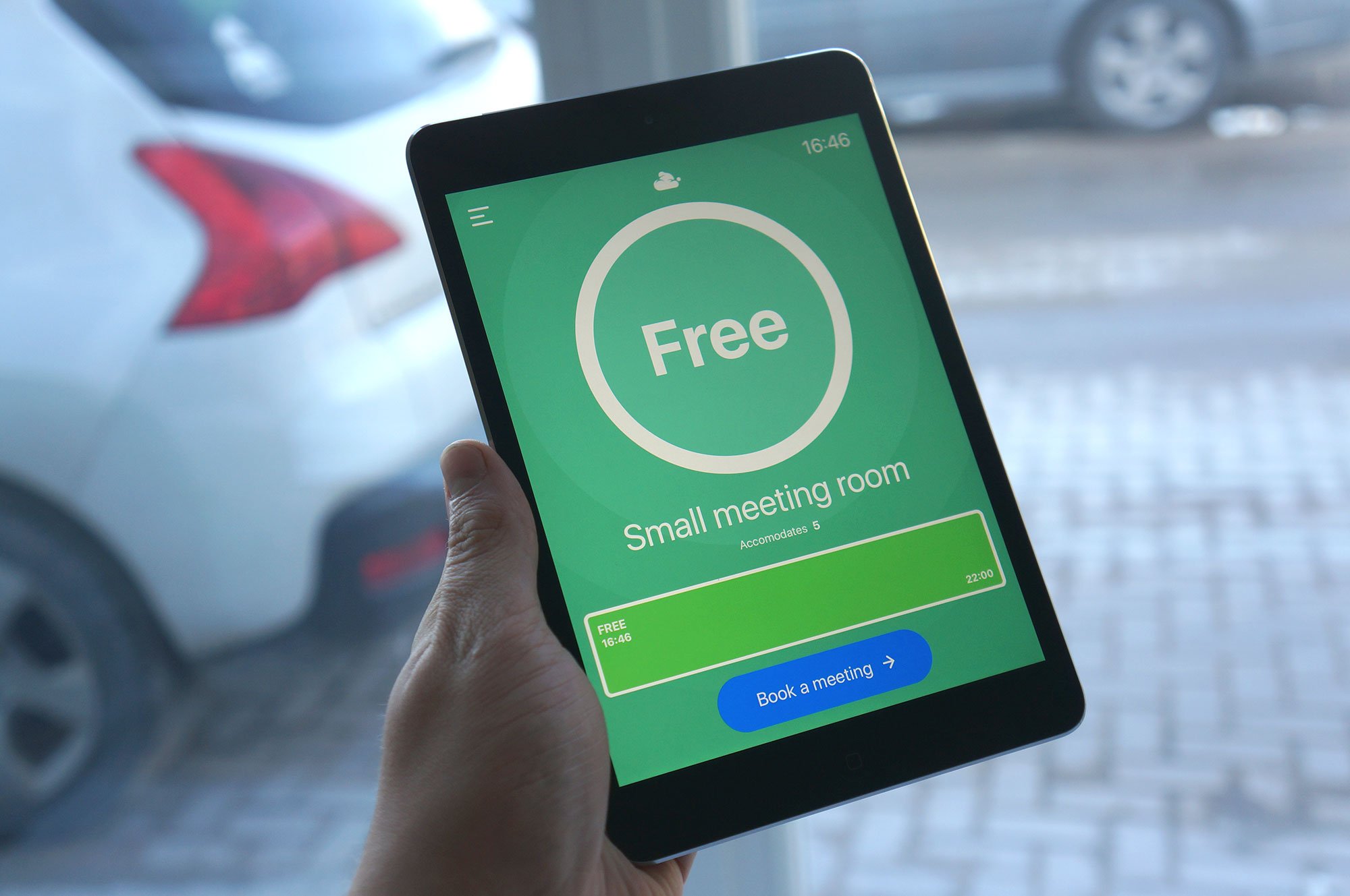 Meeting Room Display TableAir