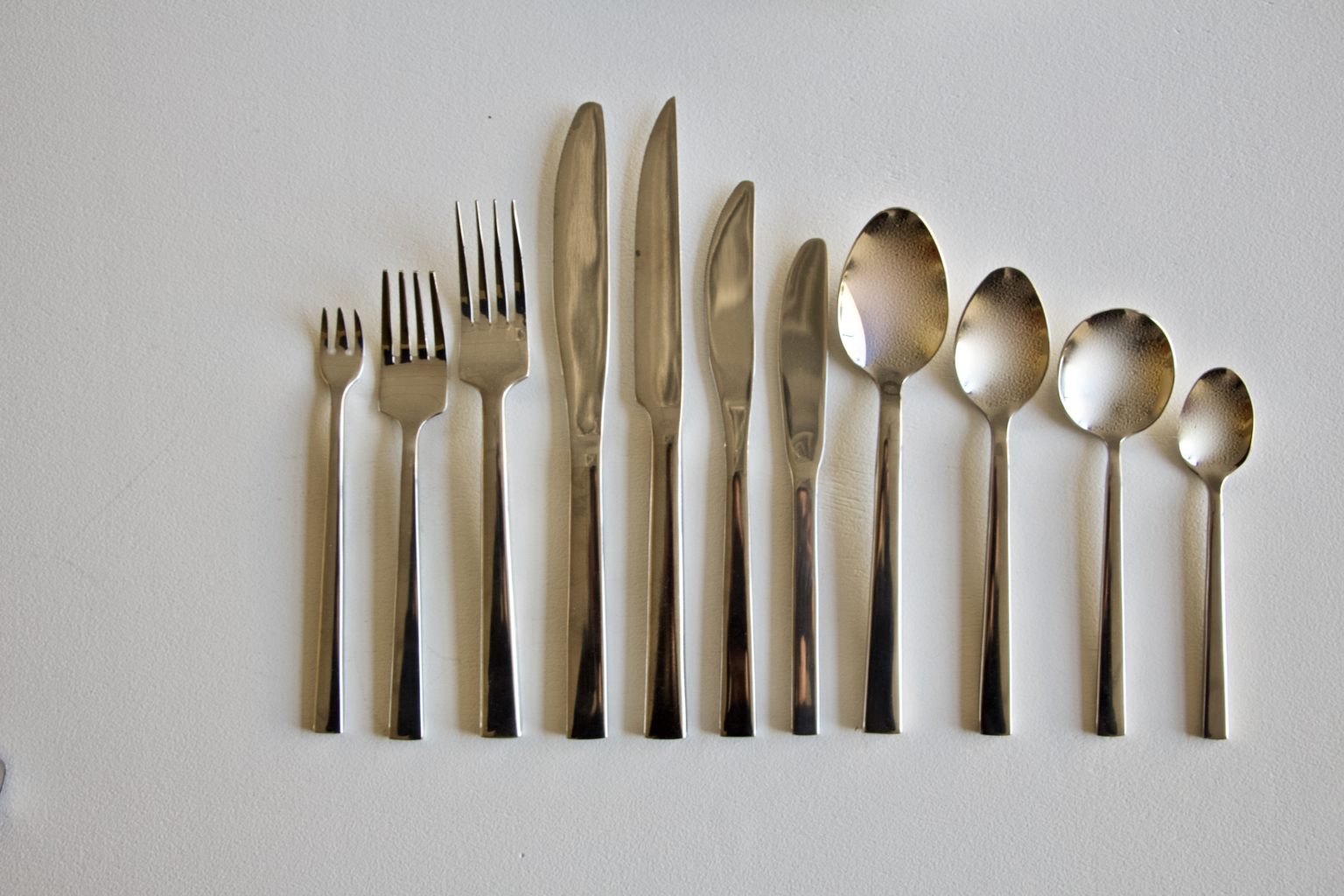 Plates, Silverware and Glassware Rental for Parties & Events