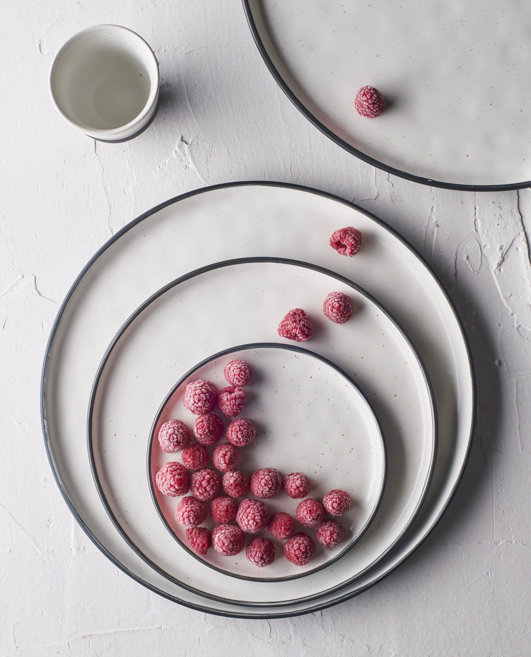 Black & White Saucer 11,5cm / Box 6 Units TABLESWING