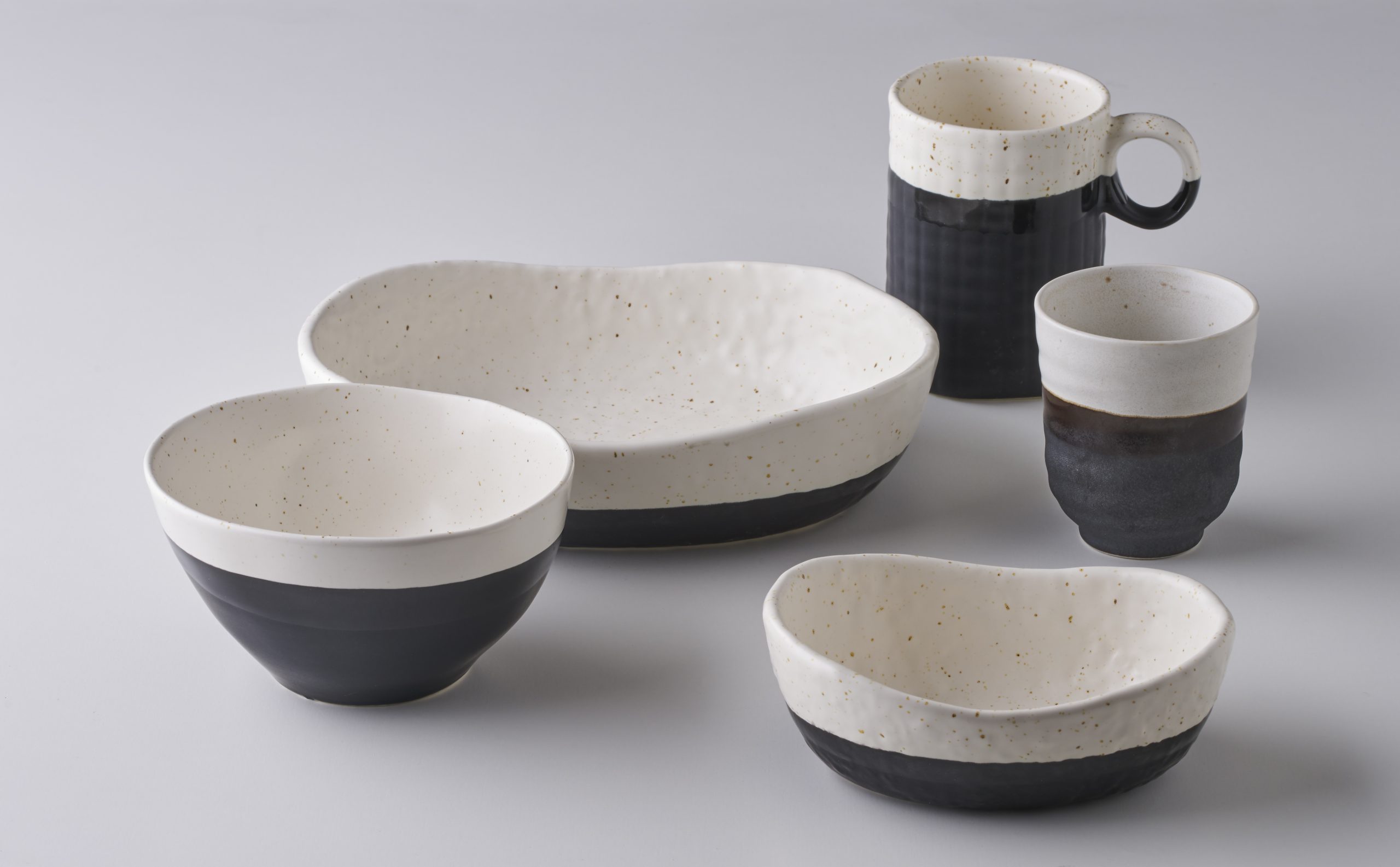 Black & White Saucer 11,5cm / Box 6 Units TABLESWING