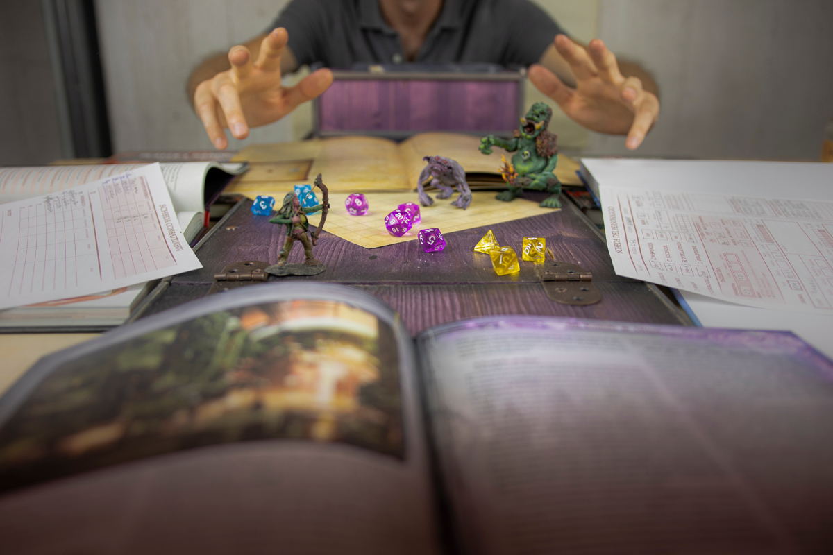 Charm Person 5e D&D Guide [2023]
