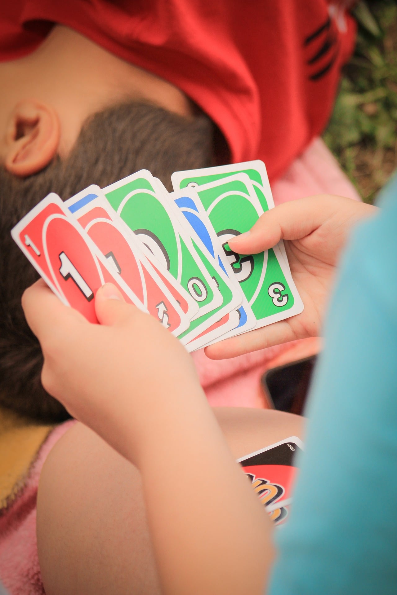 UNO Rules Stacking Draw 4 and Draw 2 Cards Tabletop Game