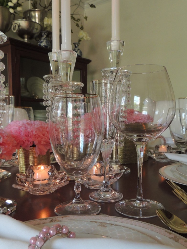 A White Sport Coat & A Pink Carnation Tablescapes at Table /TwentyOne