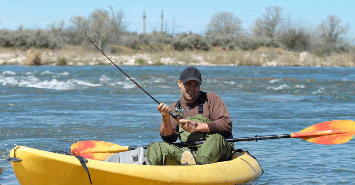 Best Pants for Kayak Fishing 12 Top Models Reviewed
