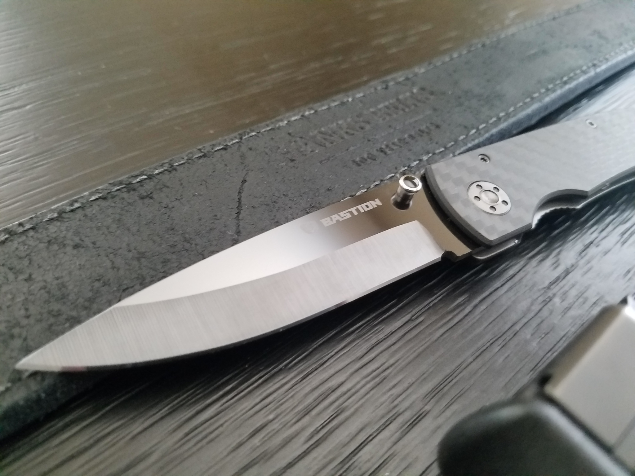Ceramic & Carbon Fiber EDC Knife Review The Best EDC Knife?