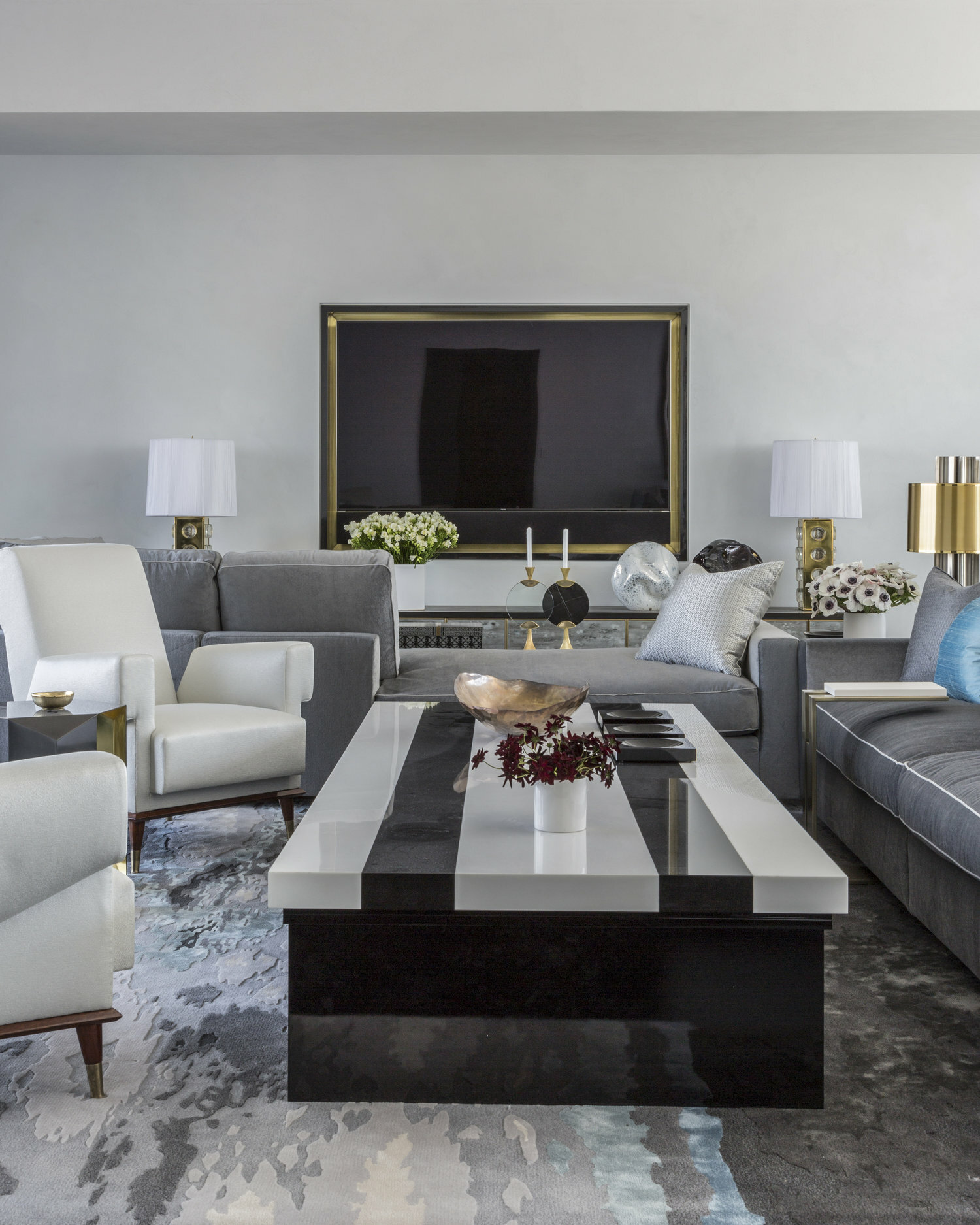 Tai Ping Manhattan Apartment by Drake Anderson Studio