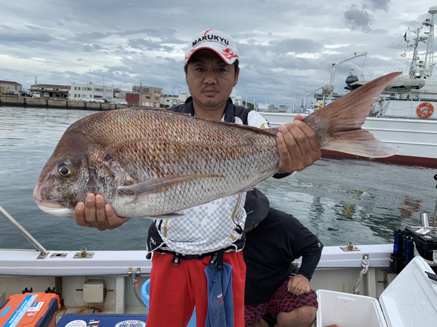 19.7.21釣果｜釣り船で鯛ラバ釣り！愛媛の遊漁船 大盛丸