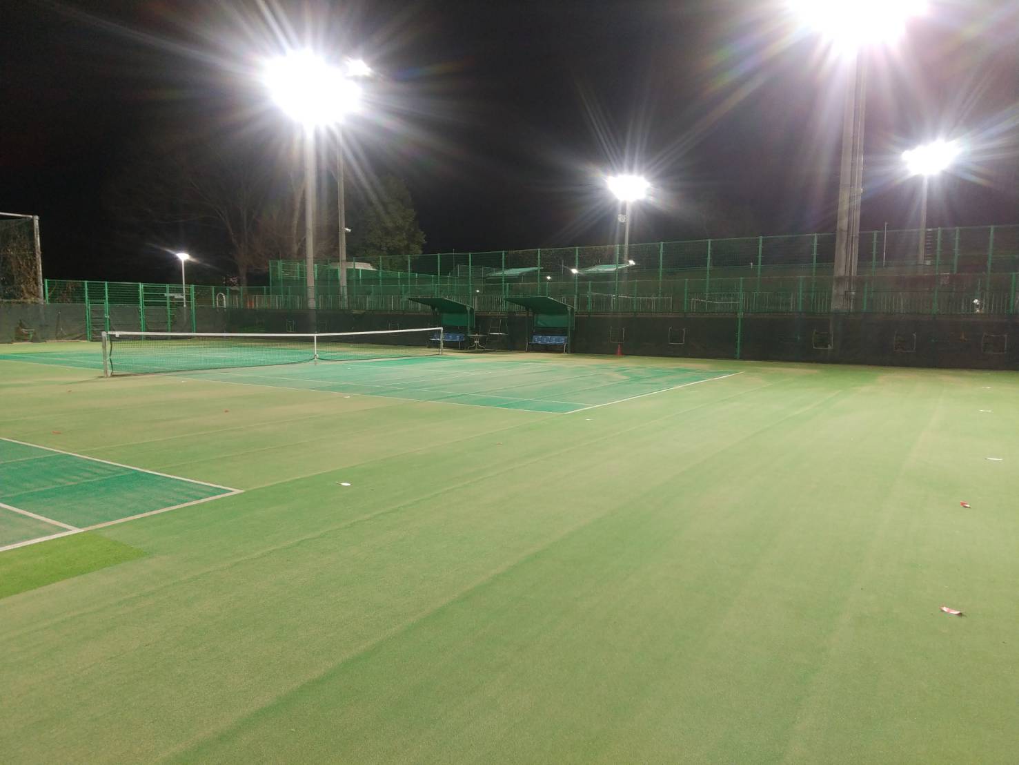 万博公園テニスコート夜間照明改修工事夜間照明照度測定 ｜ 大阪で電気工事を依頼するなら技術力の高い隆電設工業株式会社