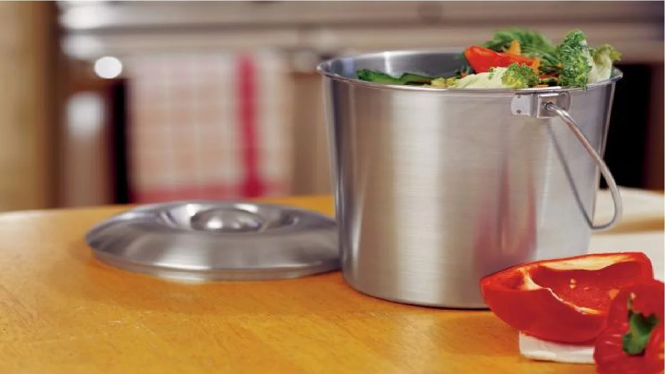 10 Stylish Food Compost Bin