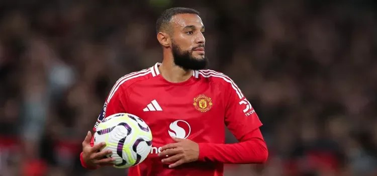 Noussair Mazraoui – Siap Tampil Dalam Pertandingan Melawan Brentford