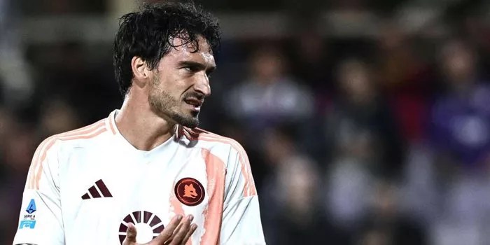 Mats Hummels, Debut Horor di Roma, Gol Bunuh Diri dalam 4 Menit