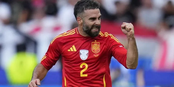 Vinicius atau Dani Carvajal yang Seharusnya Menang Ballon d’Or 2024?
