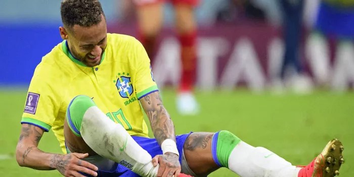 Neymar Ternyata Cedera dan Sudah Diperingatkan Dokter, Harus Lebih Hati-Hati
