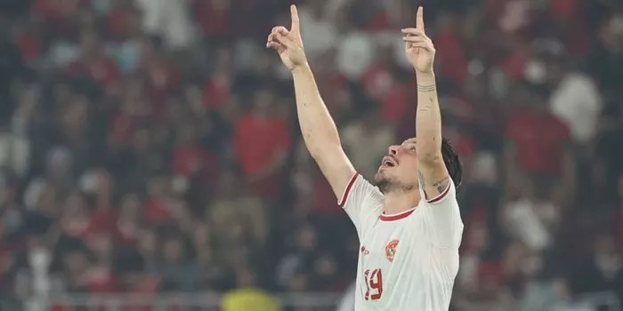 Thom Haye, Podcast di Balik Cerita Sepak Bola