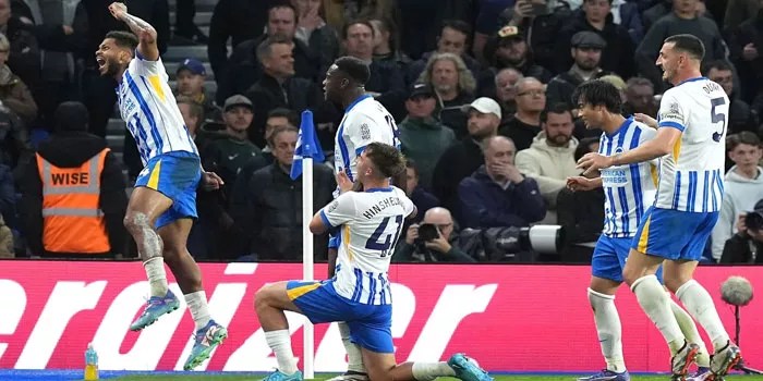 Brighton Raih Kemenangan 2-1 Atas Manchester City