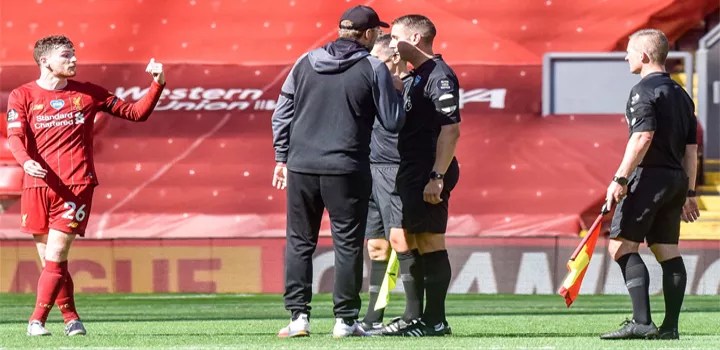 Andy Robertson Luapkan Amarah Kepada David Coote yang Kontroversial