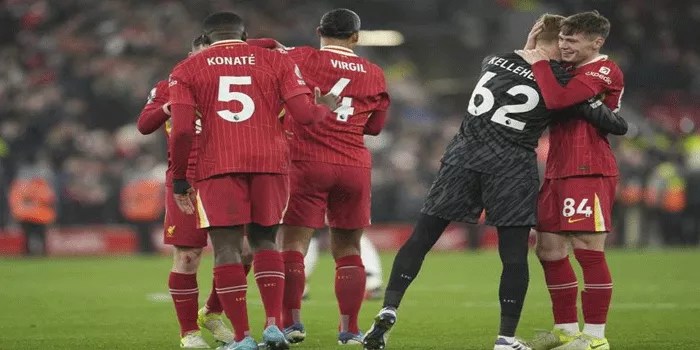 Liverpool Kokoh di Puncak, Aston Villa Takluk di Anfield