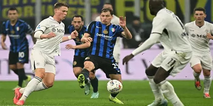 Pertandingan Inter Milan dan Napoli Berbagi Poin dalam Laga Seru