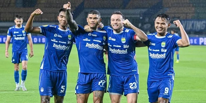 Persib Kalahkan Borneo Berkat Kekompakan Para Pemain