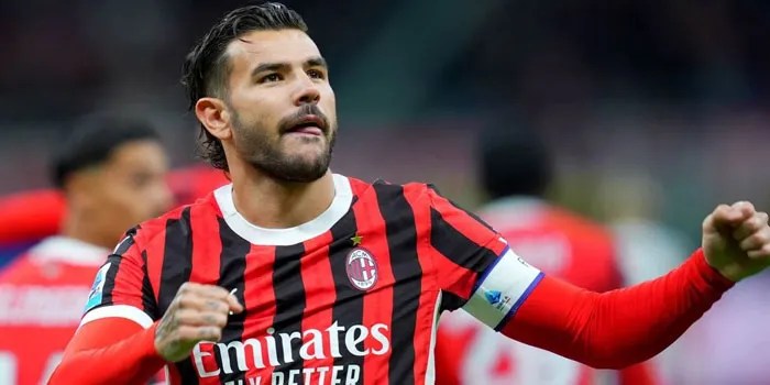 Theo Hernandez Diperbincang Bakal Jadi Bek Kiri Baru Manchester United?