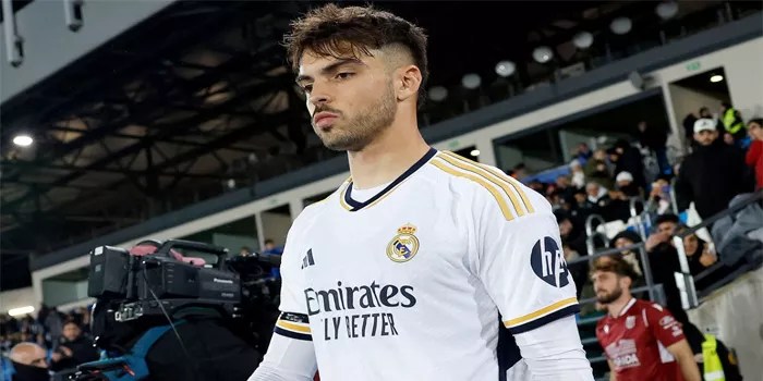 Real Madrid Tolak Tawaran Man City untuk Raul Asencio