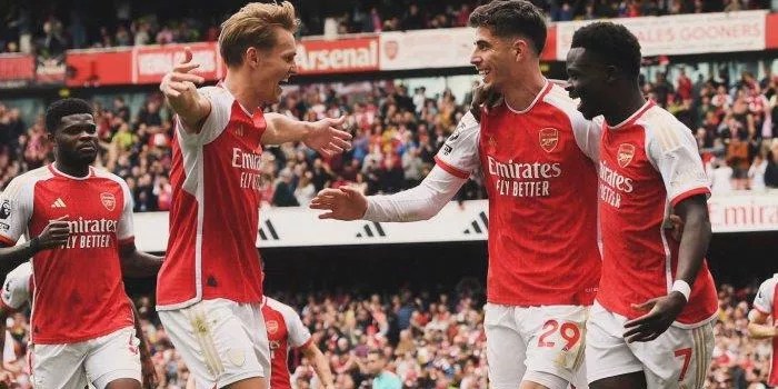 Arsenal Semakin Pede Kejar Liverpool Setelah Menaklukkan MU