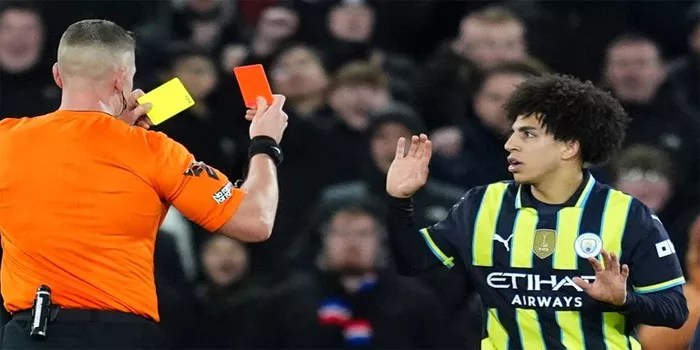 Lewis mencetak gol dan Diusir Keluar Lapangan saat Man City Imbang di Crystal Palace