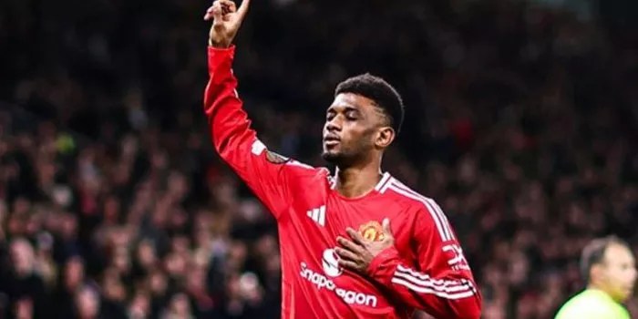 Amad Diallo Samai Rekor Legenda Van Persie Saat MU Tumbangkan Man City