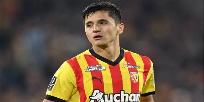 Rumor Transfer, Berita: Man City, PSG Incar Bek Lens Abdukodir Khusanov