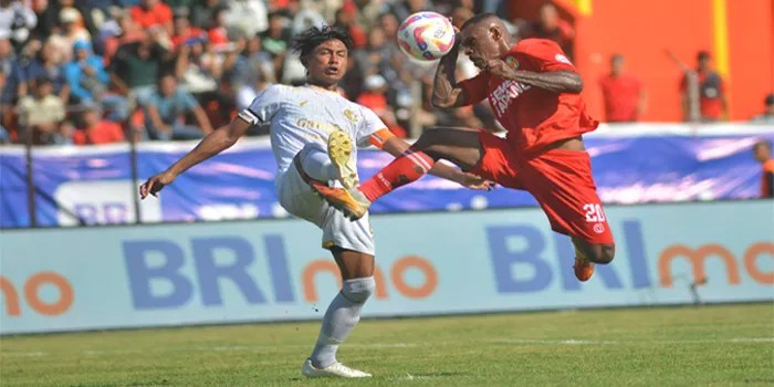 Hasil BRI Liga 1 2024/2025: Semen Padang 1-2 Arema FC