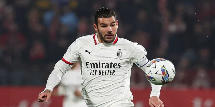 Real Madrid Ingin Pulangkan Theo Hernandez?